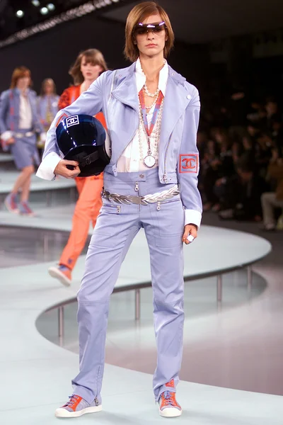 Look 2